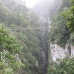 Suspension du souffle-Pont suspendu Holzarte-Larrau-GR10